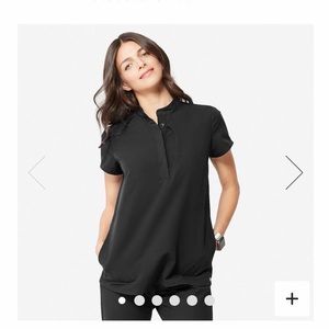 Figs Pali Crescent Pocket Scrub Top